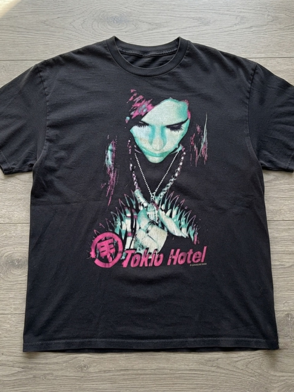 Gildan Black Tokio Hotel Graphic Tee with Teal and Pink Print